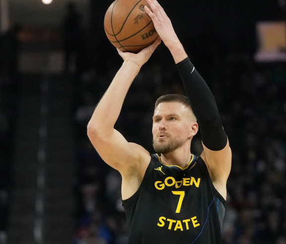 波尔津吉斯状态回升 砍勇士生涯新高