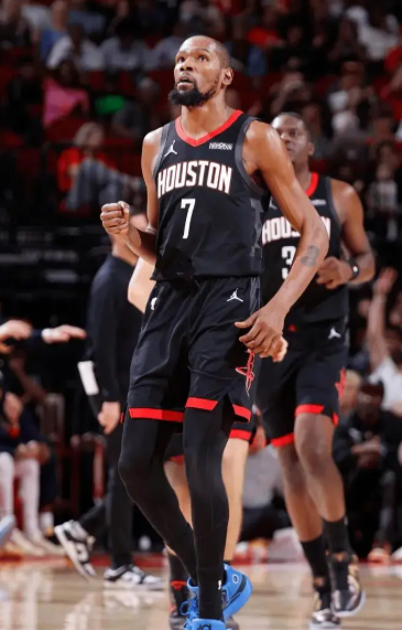 火箭能进西决？”名宿对话引爆热议：是大胆预言，还是天方夜谭