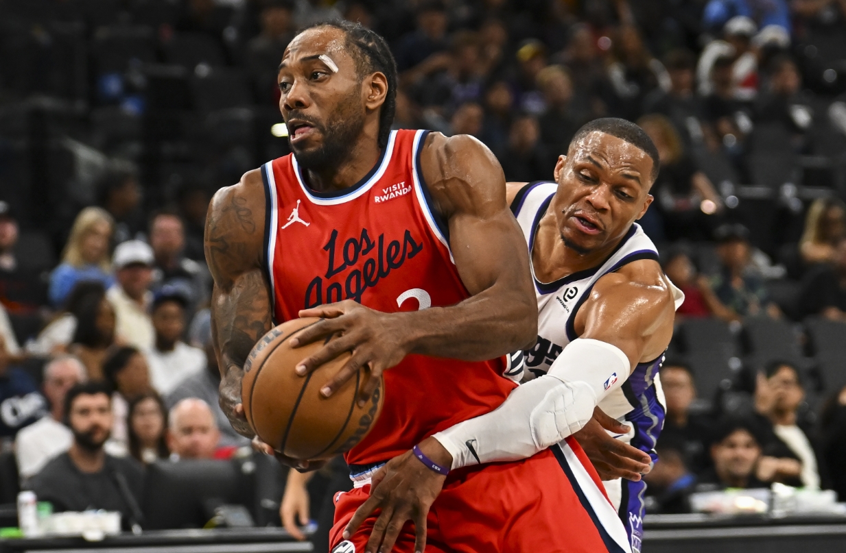 快船客战独行侠，伦纳德出战成疑