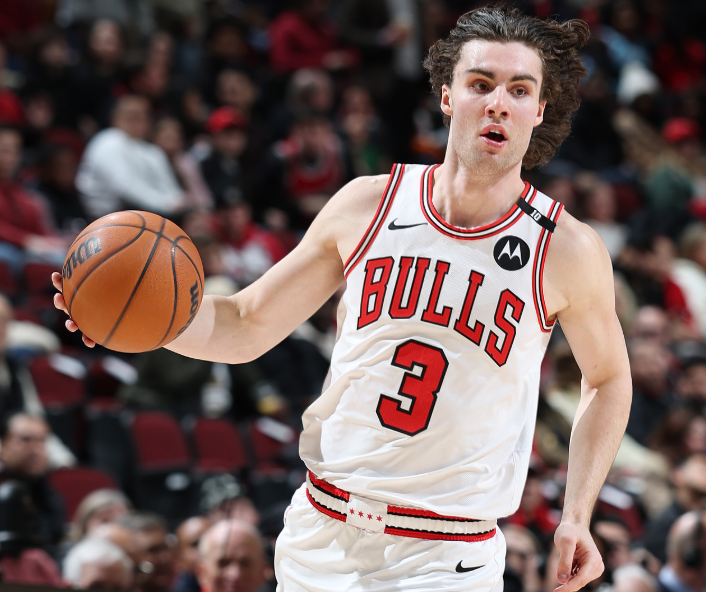 申京19中16轰超级三双，火箭惜败公牛难掩巨星光芒