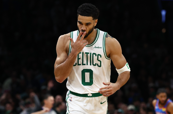 绿军终结雷霆12连胜 塔图姆全面发力