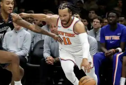 尼克斯剑指连胜：双核驱动冲击更高排名