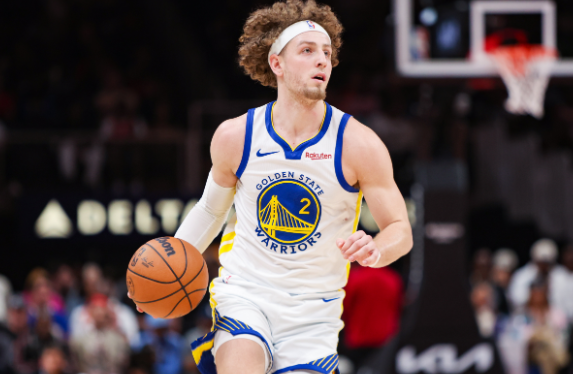 波杰连续4场20+创生涯纪录 单场23+5难救主