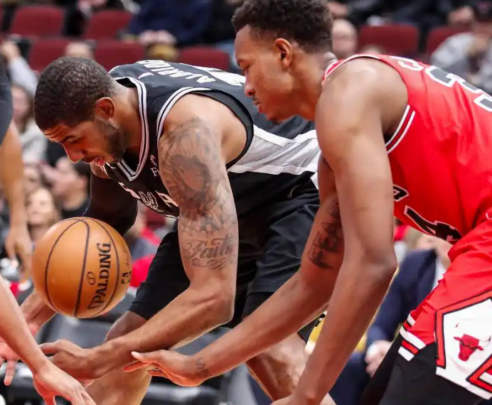 文班8分钟创历史最快两双，41+15统治马刺vs公牛战场