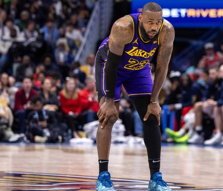 马丁盛赞杜兰特：NBA近年唯一即插即用巨星，50+40+90效率续写传奇