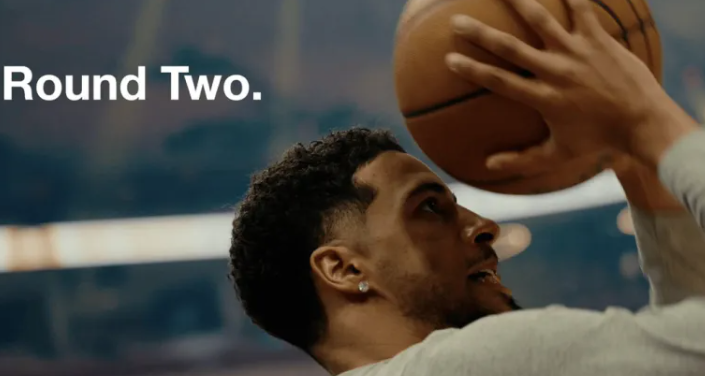 哈利伯顿重返5v5训练，步行者迎复苏希望，明日对决篮网藏期待