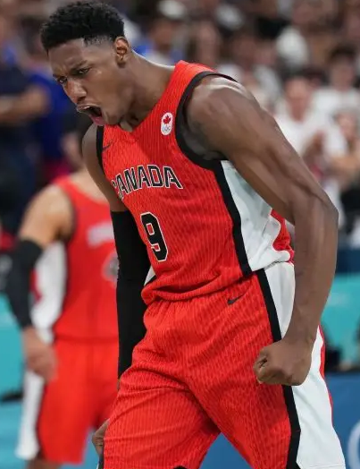 NBA季后赛绝杀时刻对比分析：巴雷特与戈登的生死时刻技术特征研究