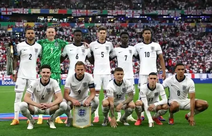 2026世界杯：橙衣军团的孤独坚守——卡塔尔1比1逼平瑞士的顽强一夜