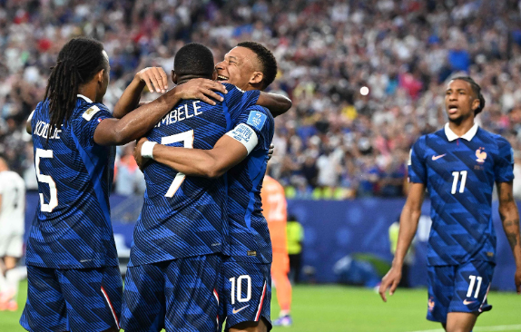 恐怖阵容！法国锋线双阵身价超8亿，深度冠绝世界杯