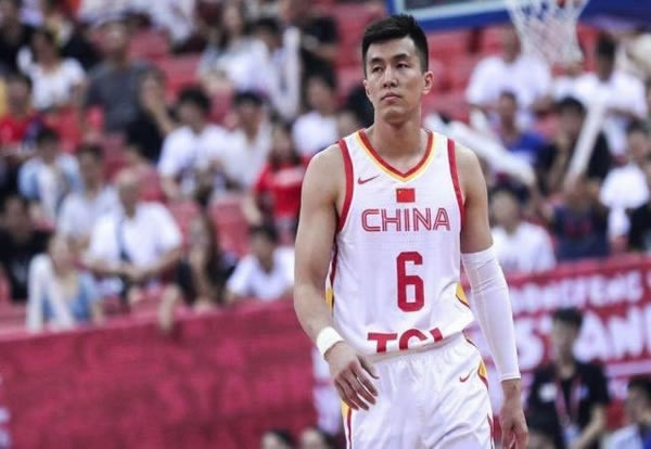 波利尼斯：我和麦迪都没有 MVP 与总冠军，他不敢当面和我争辩