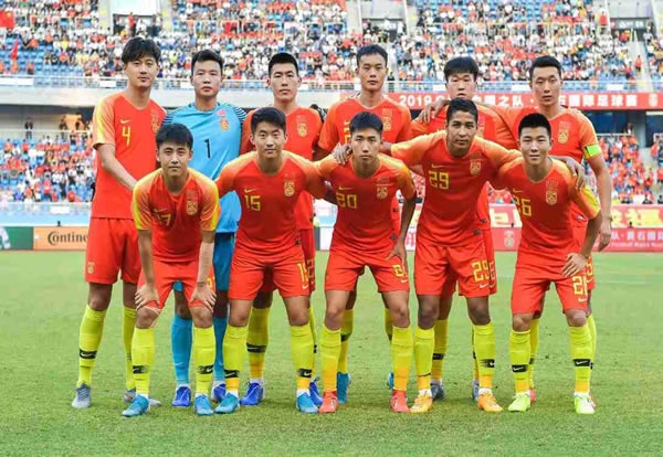 戴格诺特：季前赛收获宝贵实战经验，场上暴露的问题也及时完成调整